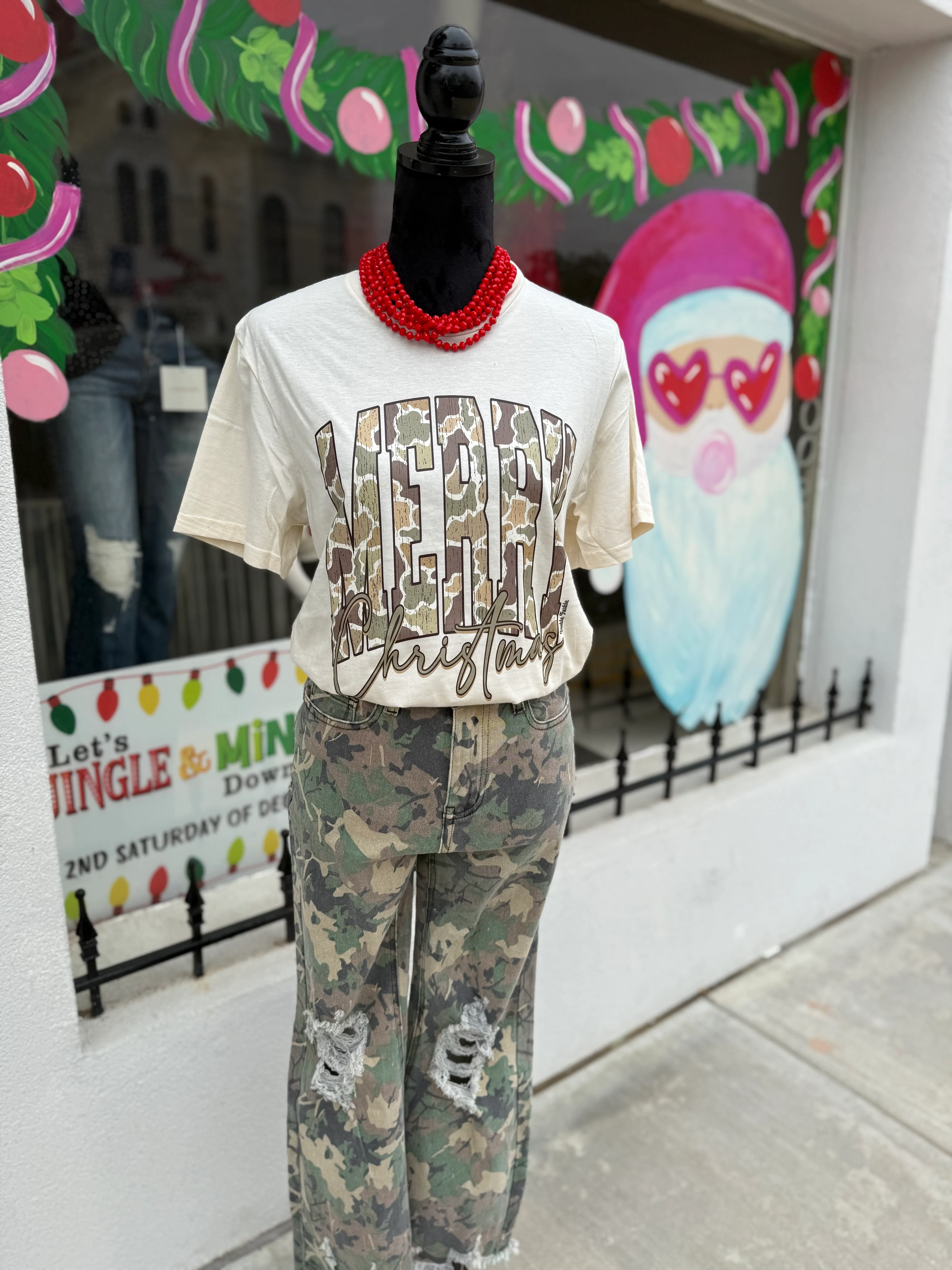 MERRY CHRISTMAS CAMO -GRAPHIC TEE - Image 3
